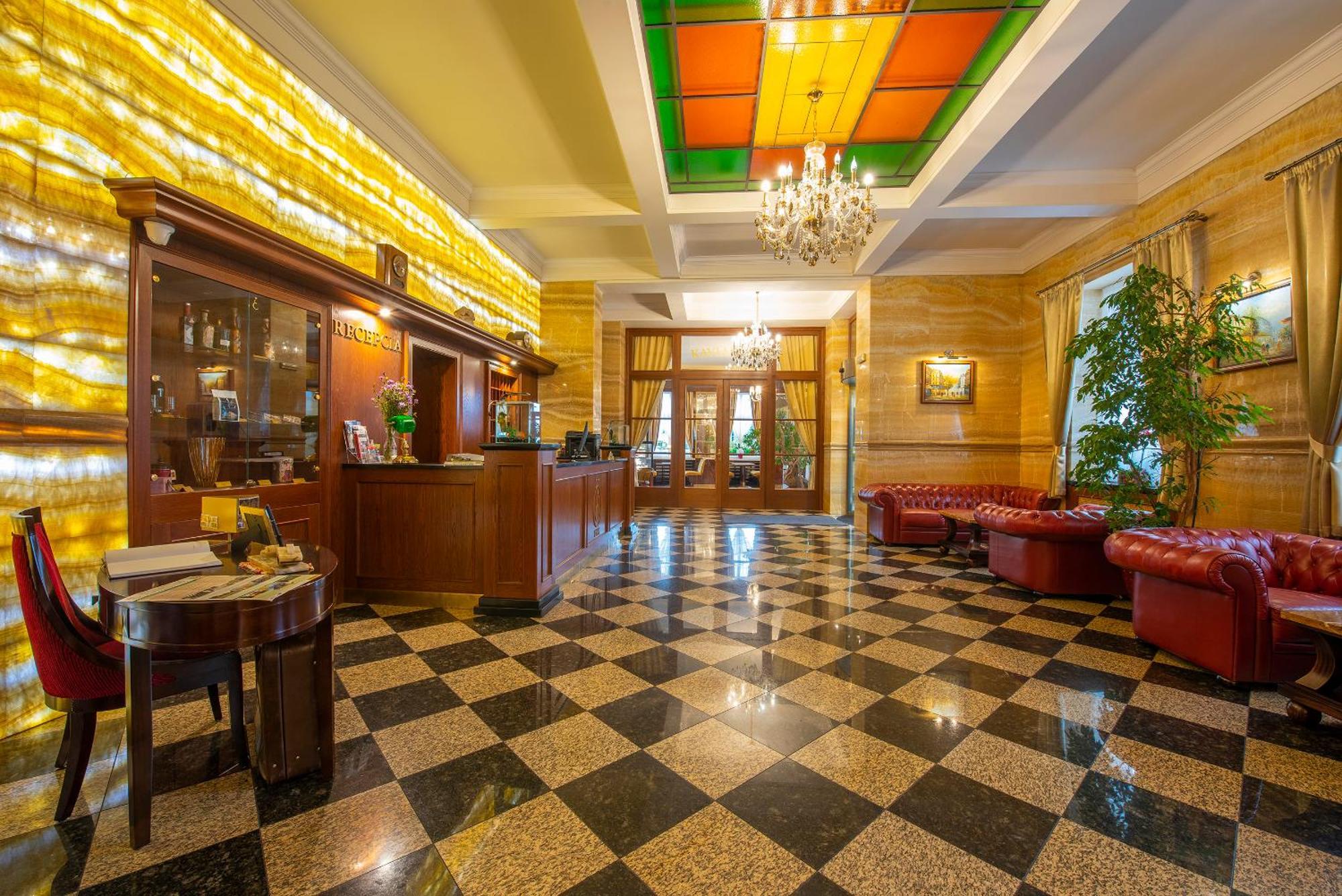 Hotel Europa بوبراد المظهر الخارجي الصورة